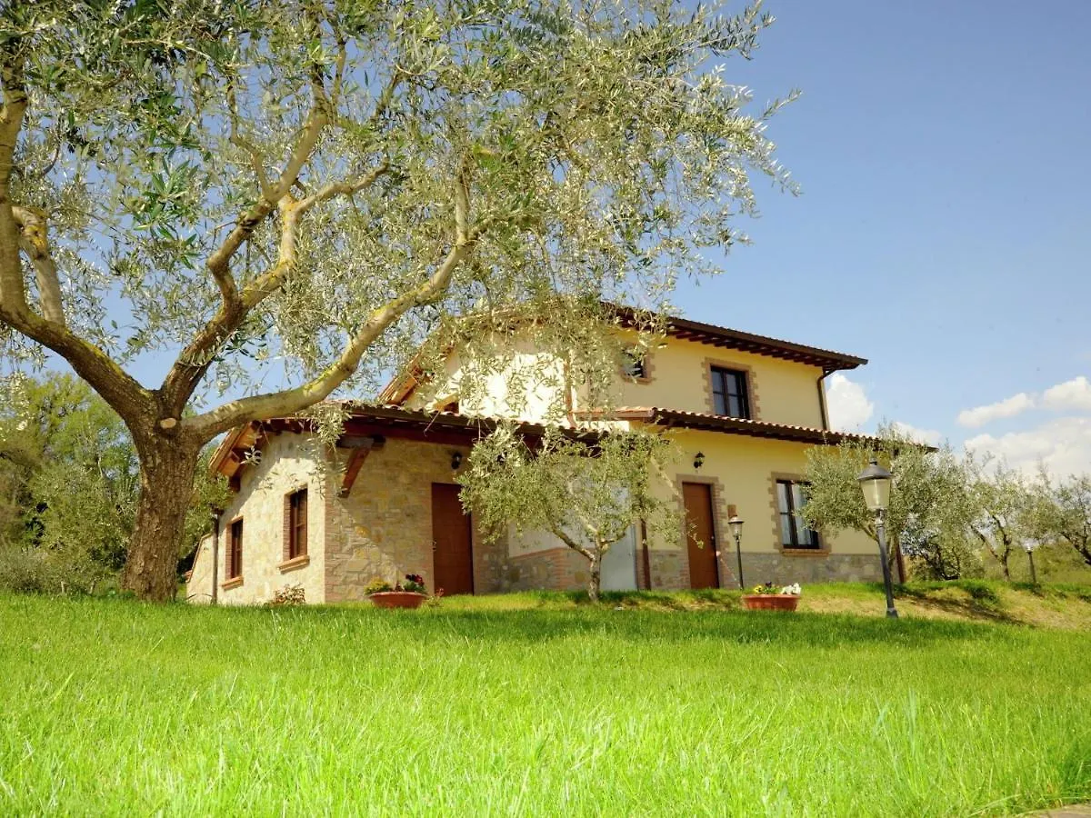Belvilla By Oyo Il Leccio Perugia 0*,  Italy